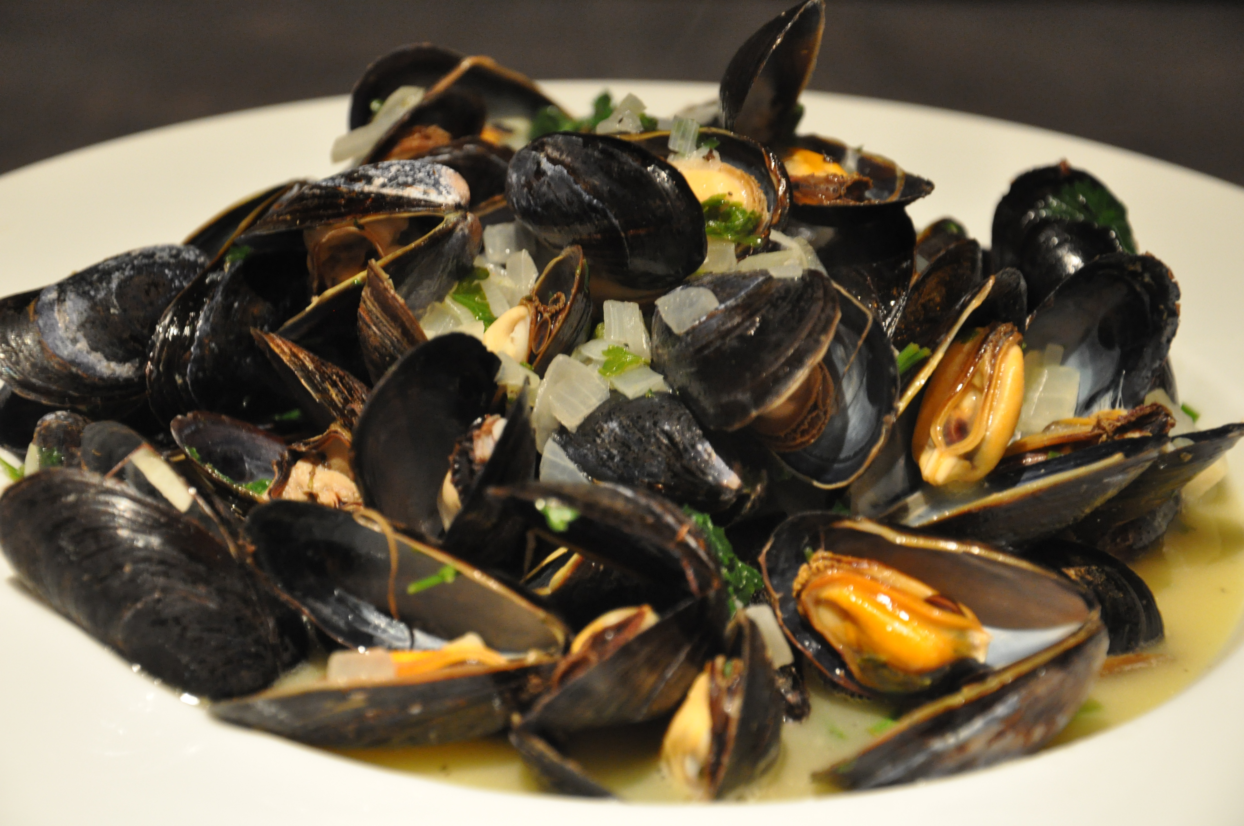 Mussels – Belgian style! | thethirstygourmet